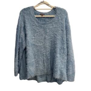 Vince Camuto 3X Light Blue Eyelash Crewneck Sweater